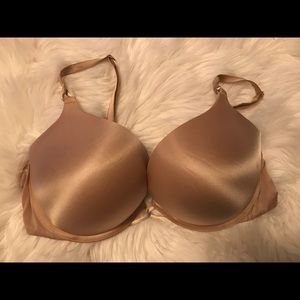 VS Bombshell 38C nude
